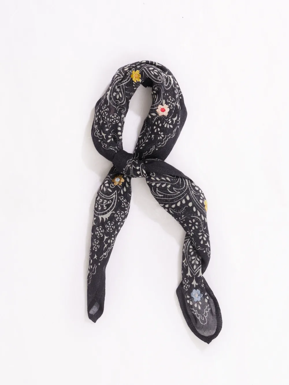New NIC+ZOE Chan Luu - Embroidered Bandana Black Multi
